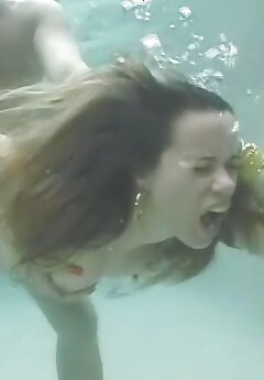 underwater voyeur pictures